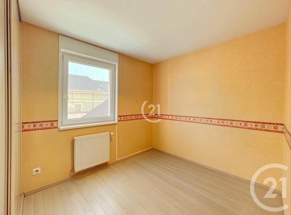 Appartement T5 à vendre  5 pièces - 98,67 m 2   BELFORT  - 90