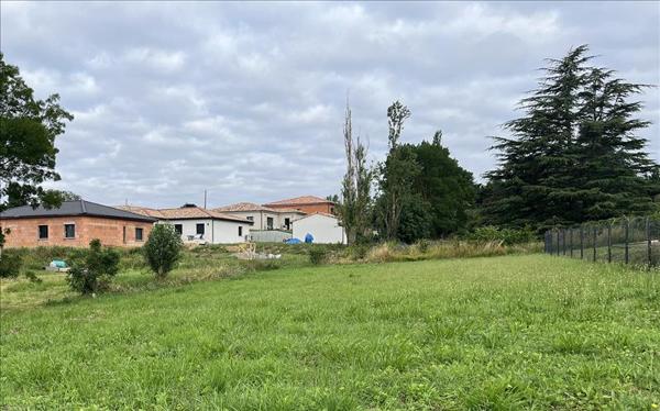 Terrain à vendre |  Gimont |  887 m²
