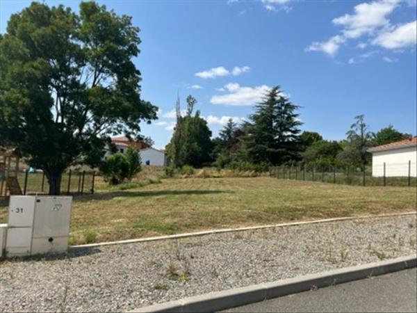 Terrain à vendre |  Gimont |  887 m²