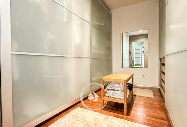 Le Pian-Médoc (33290) VILLA ATYPIQUE T6 - SALON CATHEDRALE - 4 CHAMBRES - 1 BUREAU - PISCINE XL - CARPORT