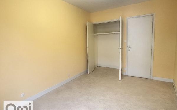 Appartement à louer    3 pièces • 94,63 m2 Montluçon