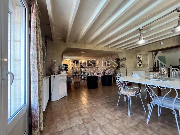 Maison de charme avec piscine au cœur des vignes