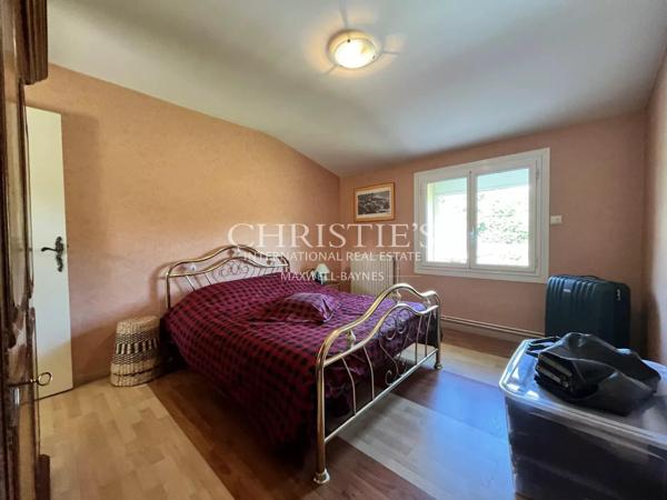 Maison de charme avec piscine au cœur des vignes