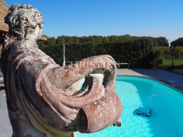 Maison de charme avec piscine au cœur des vignes