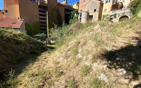 Terrain à vendre    Grasse