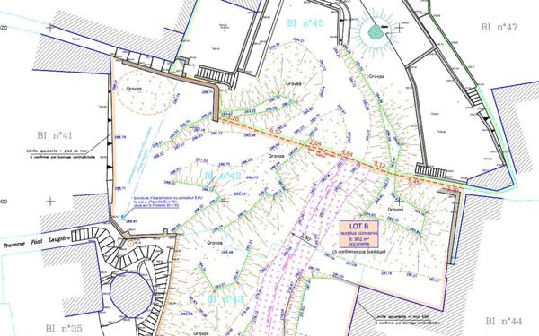 Terrain à vendre    Grasse