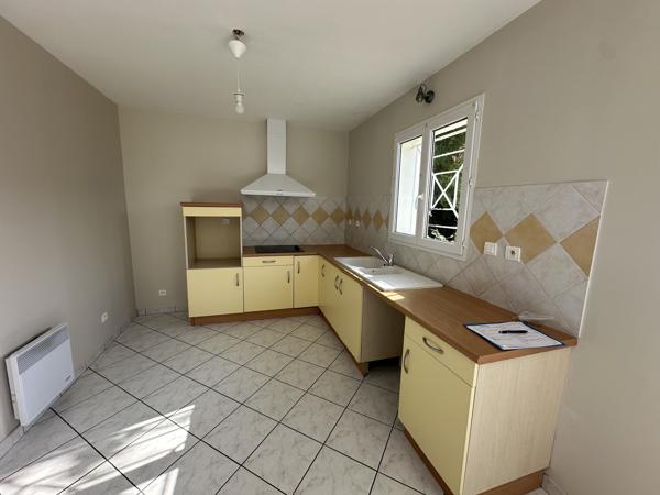 MARMANDE villa de PP avec garage et jardin LIBRE