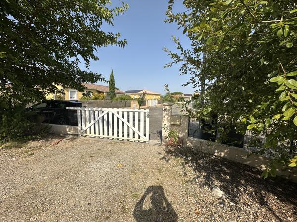 MARMANDE villa de PP avec garage et jardin LIBRE