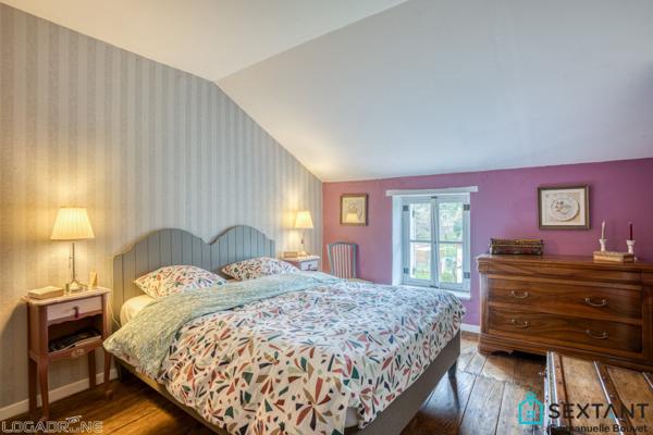 Charmante maison en pierre, situation privilégiée, piscine, 3 à 4 chambres, bureau, piscine, dépendance, sur 3250 m2