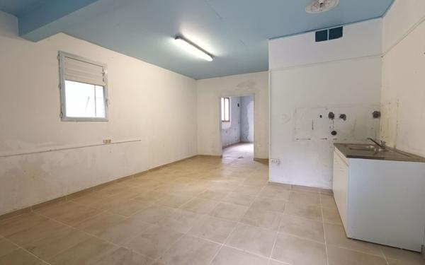 Maison à vendre    7 pièces •  Saint-Pierre