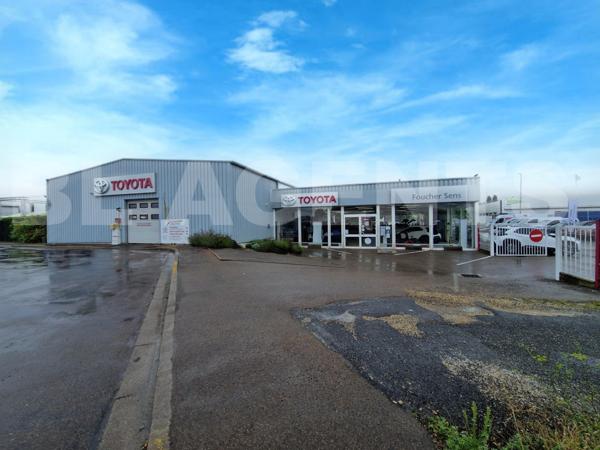 Local commercial 700 m² – Axe très passant – Saint-Clément (89)