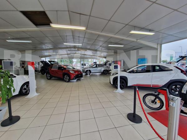 Local commercial 700 m² – Axe très passant – Saint-Clément (89)