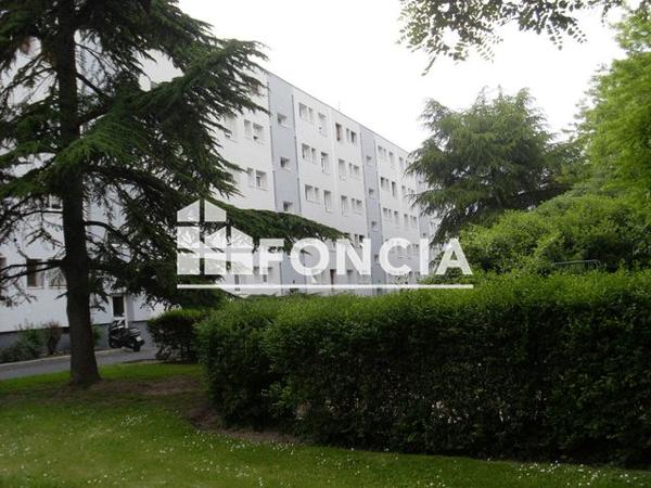 Location Appartement 4 pièces 69.4 m² - 22 RUE VICTOR HUGO BAT.G Houilles 78800