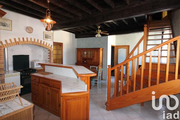 Appartement 5 pièces de 107 m² à Saint-Laurent-de-Cerdans (66260)