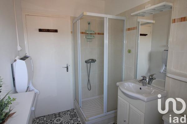 Appartement 5 pièces de 107 m² à Saint-Laurent-de-Cerdans (66260)