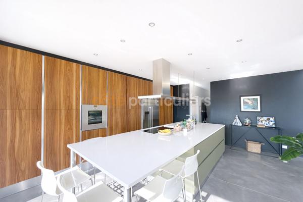 Vente Villa223 m² - 6 Pièces - POLIGNAC (43000)