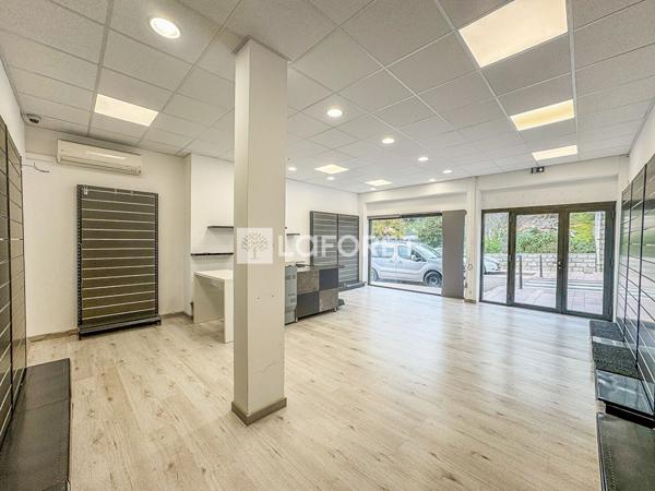 Achat local commercial près de PORTO VECCHIO - 2 pièce(s) - 118 m² - 455 000 €