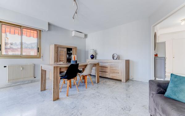 Appartement à vendre    3 pièces • 69,25 m2 Nice