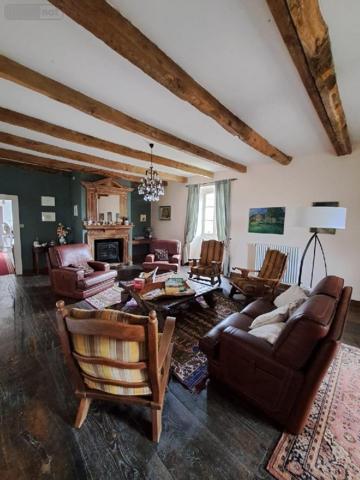 Maison à vendre à La Salvetat-Peyralès dans l'Aveyron (12440), ref : 1009385   
Aveyron