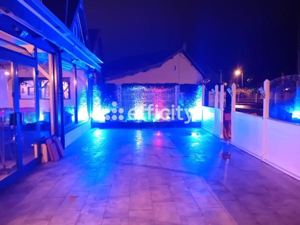 Fonds De Commerce - 180 m²