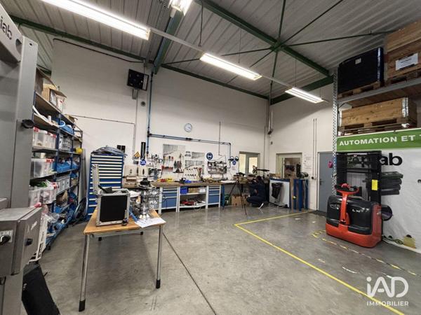 Location murs commerciaux  566 m² Saint-Thibault-des-Vignes