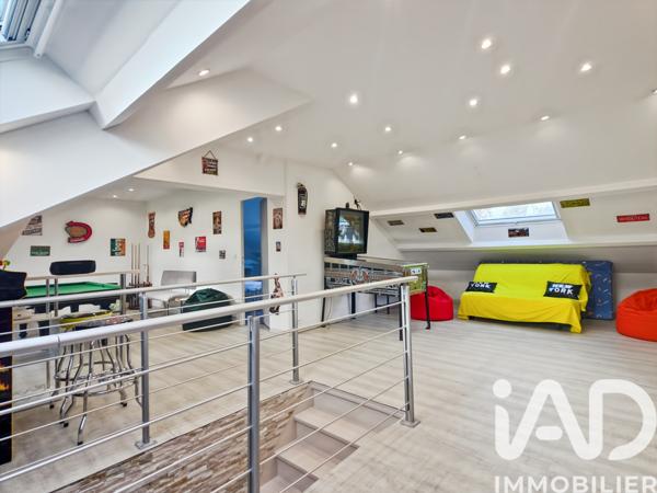 Maison à vendre 8 pièces 184 m² Vaires-sur-Marne