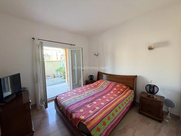 Vente                                                      Appartement
                        
                     2 pièces                      51 m2                     à Calvi