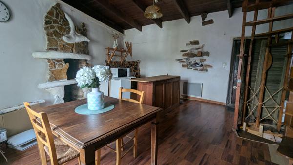 Morlaix proche centre-ville : charmante maison avec jardinet