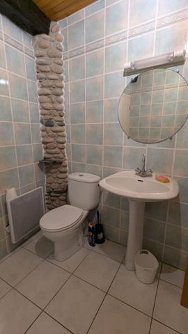 Morlaix proche centre-ville : charmante maison avec jardinet