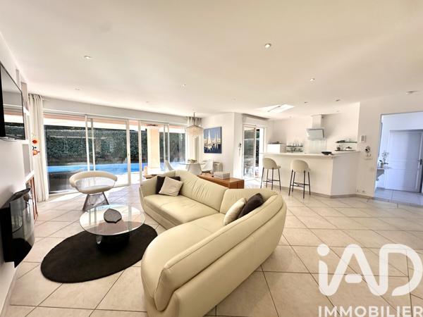 Maison à vendre 5 pièces 128,28 m² Sainte-Maxime