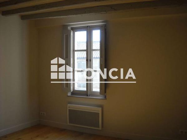 Location Studio 27.76 m² - 4 PLACE ST DIDIER Avignon 84000