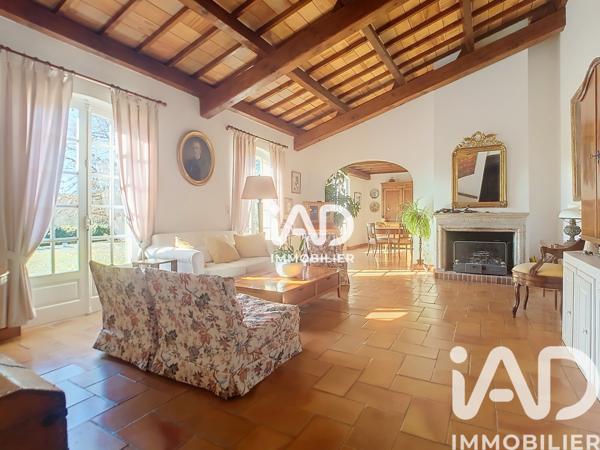 Maison à vendre 11 pièces 190 m² Trets