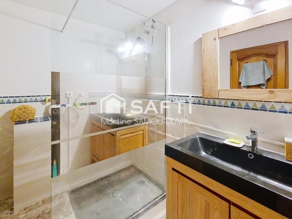 Tamaris Quartier Sud de la Seyne sur Mer, maison T 6, jardin, garage, places de parking