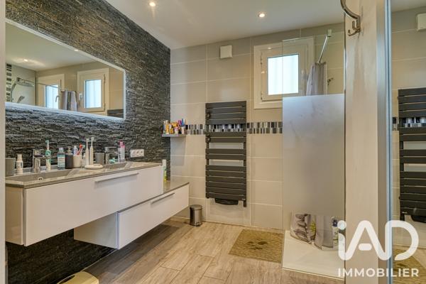 Maison à vendre 7 pièces 170 m² Briis-sous-Forges