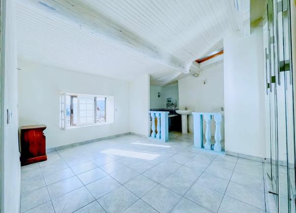 Maison à vendre    4 pièces •  Touët-de-l'Escarène