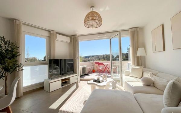 Appartement à vendre    4 pièces •  Miramas