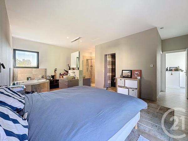 Maison à vendre  3 pièces - 163 m2 PEYNIER - 13