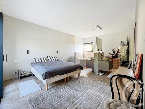 Maison à vendre  3 pièces - 163 m2 PEYNIER - 13