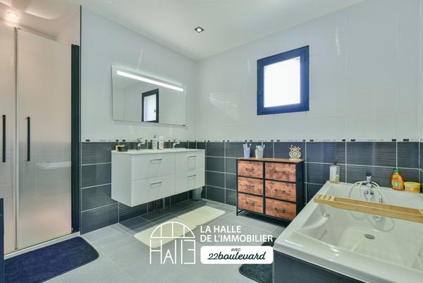 Maison
         7 pièces
        - 160 m² Exclusivité