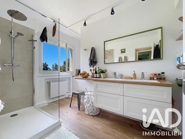 Maison à vendre 7 pièces 173 m² Tourrettes