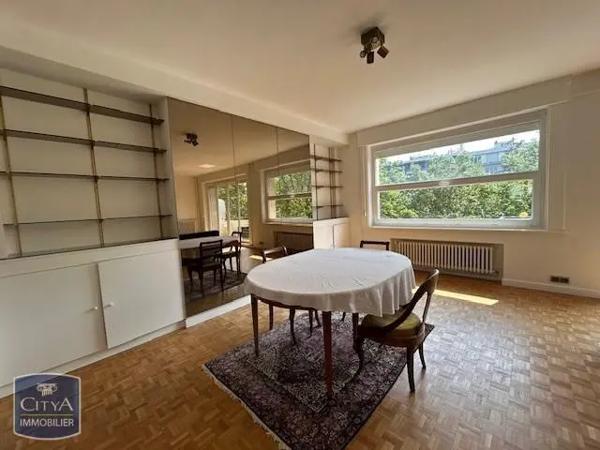 Appartement à louer 3 pièces 98m² Lille (59000)