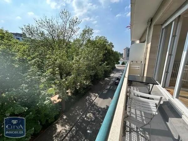 Appartement à louer 3 pièces 98m² Lille (59000)