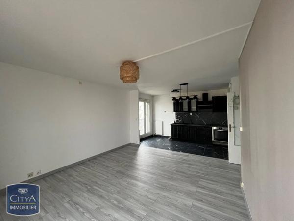 Appartement à louer 3 pièces 66m² Neuilly-sur-Marne (93330)