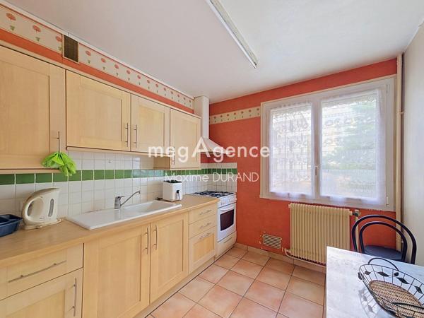Appartement à CHOLET, 49300 - 3 pièces 64m²
