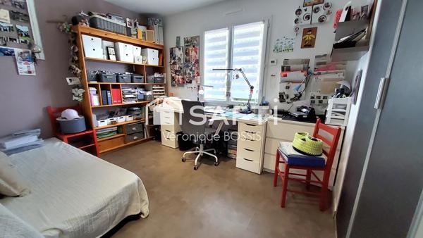 RARE À LA VENTE – MAISON FAMILIALE D’EXCEPTION AVEC PISCINE COUVERTE – QUARTIER CALME ET PRISÉ