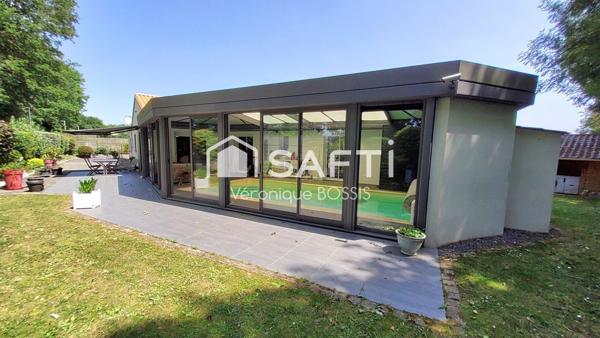 RARE À LA VENTE – MAISON FAMILIALE D’EXCEPTION AVEC PISCINE COUVERTE – QUARTIER CALME ET PRISÉ