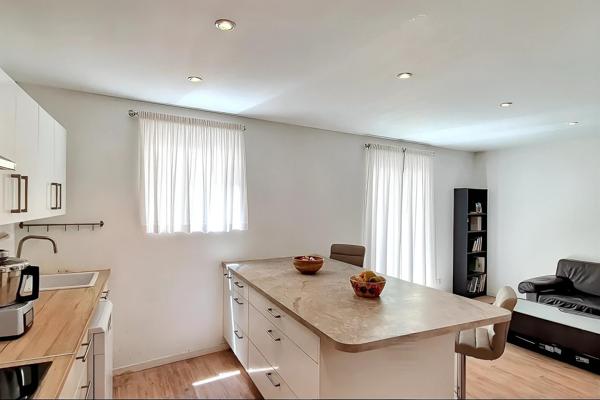 Rénovée 2018, garage, terrasse, hyper centre