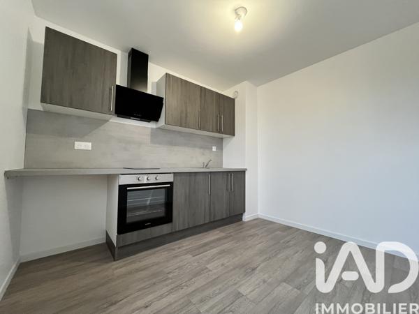 Location appartement 2 pièces 47 m² La Chapelle-Saint-Luc