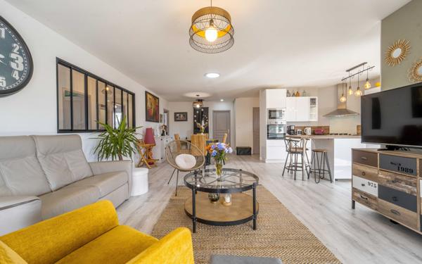 Maison à vendre    4 pièces •  Biscarrosse