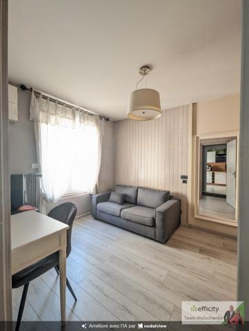 Appartement
         4 pièces
        - 121 m² 210 000 € *
